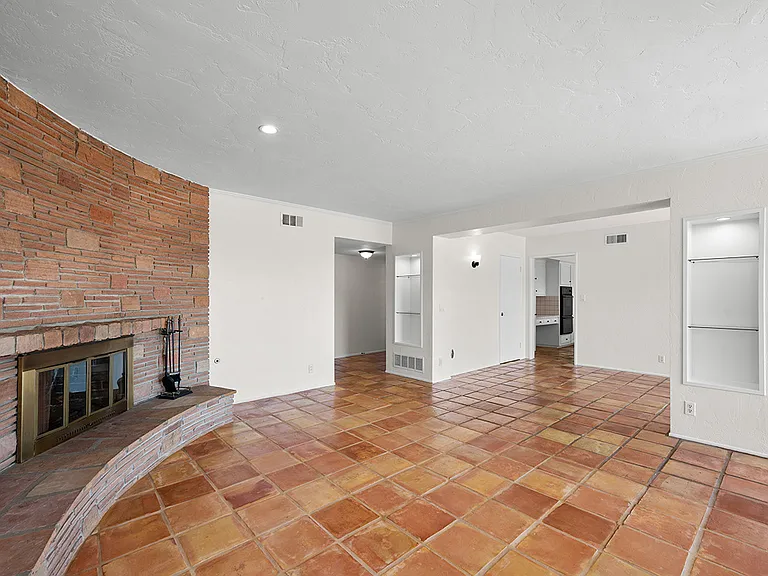 5942 Sagebrush Rd — Photo 9