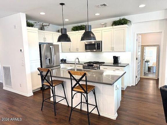 4th image of 357 E LAS PUERTAS Lane