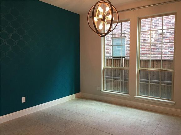 4th image of 313 Palamedes St