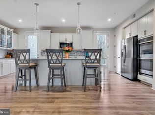 8353 Amber Beacon Cir, Millersville, MD 21108