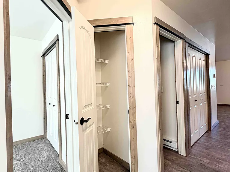 1040 Enterprise Dr #3 — Photo 12