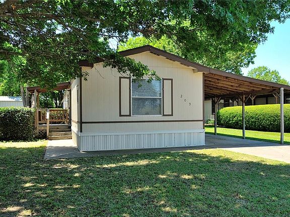 2nd image of 209 Harbor View Ct