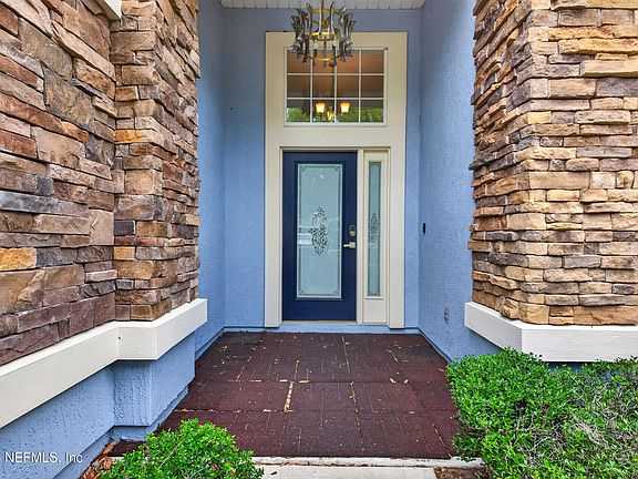 4th image of 14816 FALLING WATERS Drive
