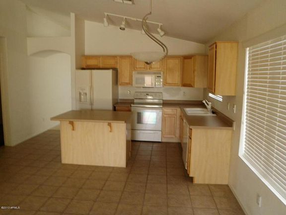 Spacious Kitchen