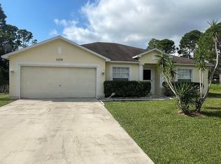 5529 NW North Lundy Cir, Port Saint Lucie, FL 34986