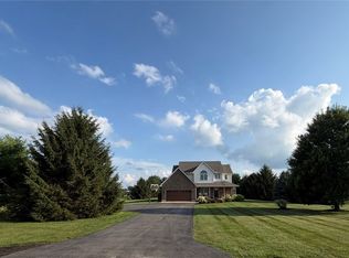 3875 Pinewood Ave, Springfield, OH 45502