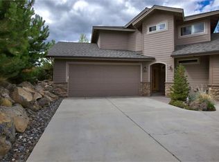 2592 NW Awbrey Point Cir, Bend, OR 97703