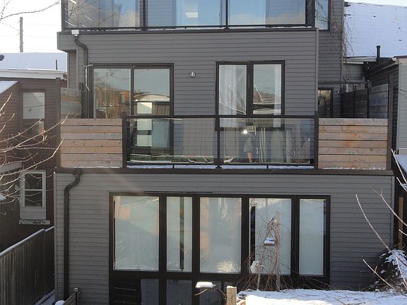 4th image of 33 Edwin Ave