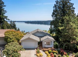 11011 Seaview Dr, Anderson Island, WA 98303