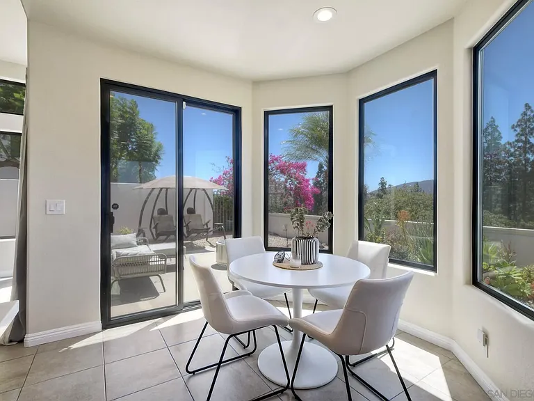 17586 Bocage Point — Photo 15