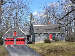 15 Ledgemere Dr, Winthrop, ME 04364