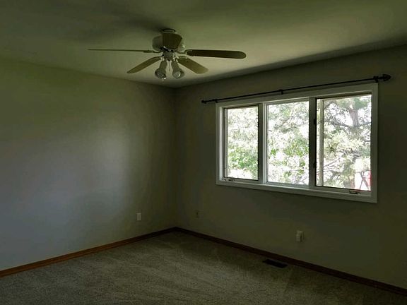 4th image of 2408 S Hills Dr #D