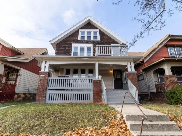 3017 N 28th STREET, Milwaukee, WI 53210