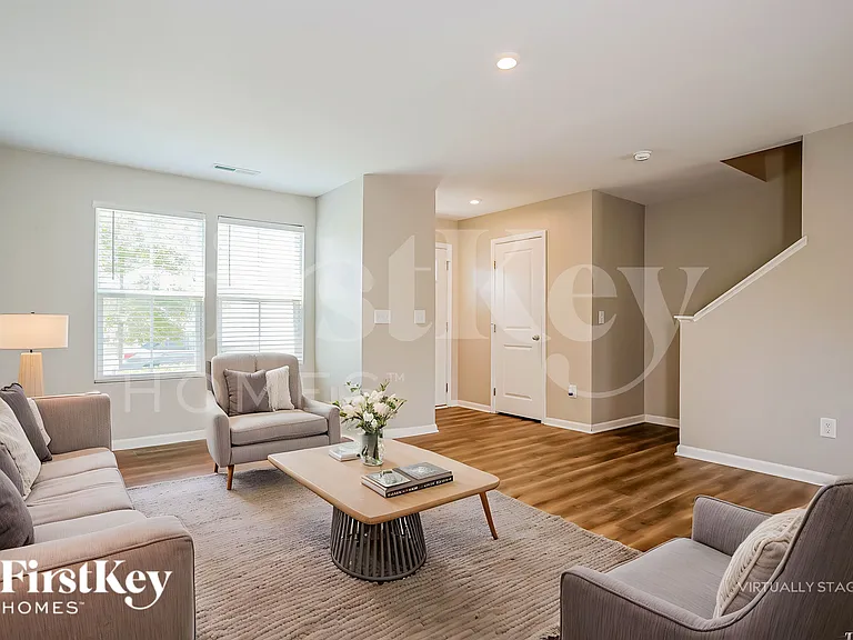 14 Windchime Ct — Photo 5