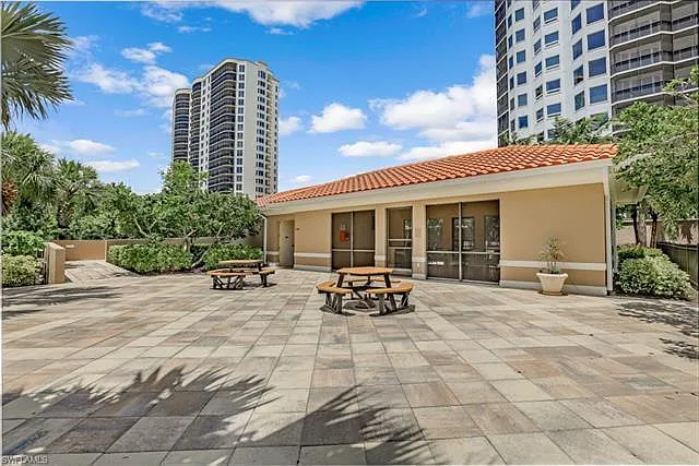 1060 Borghese Ln #1401 — Photo 38