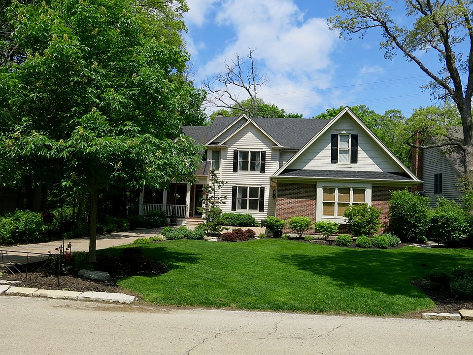 1st image of 333 Oakwood Dr