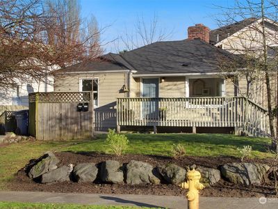 3402 22nd Avenue W, Seattle, WA, 98199