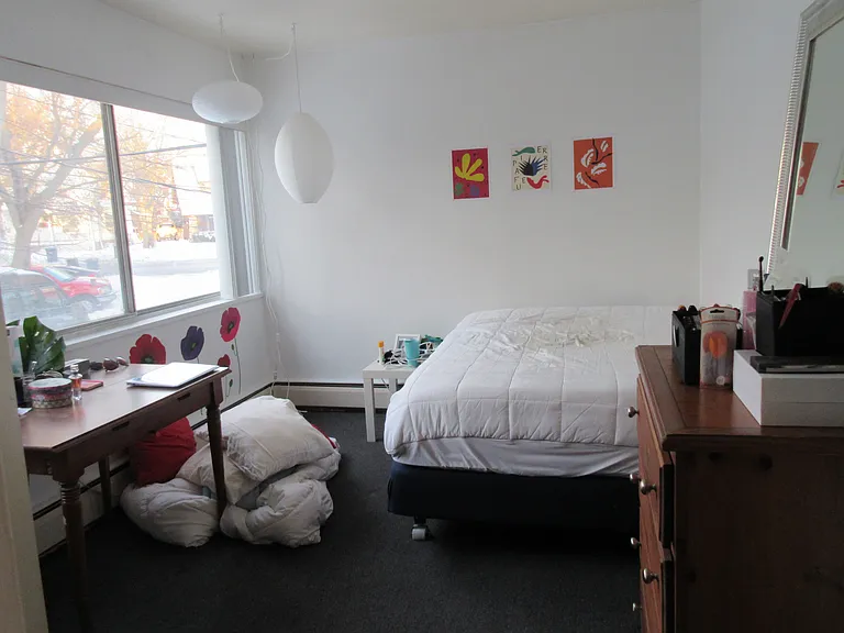 939 Dewey Ave — Photo 6