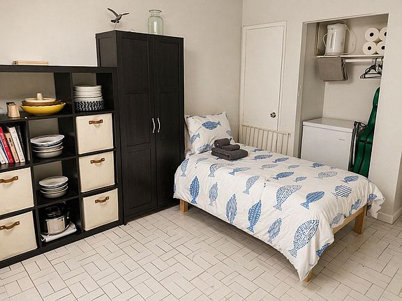 5th image of 23901 Civic Center Way APT 368