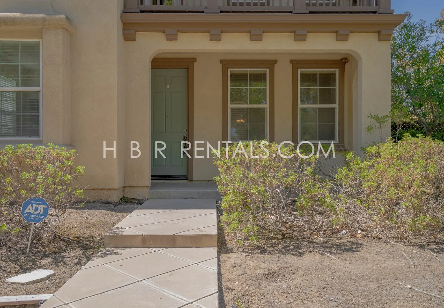 5 bed, 4.0 bath, 3389 sqft, $3,500 — Photo 3