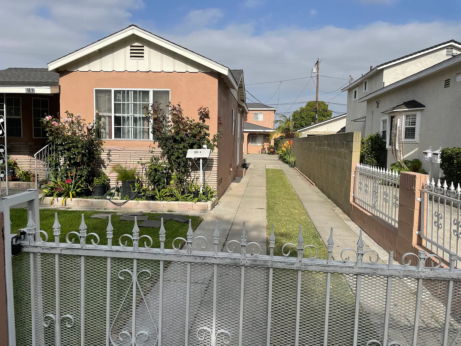 2 bed, $2,450 — Photo 2