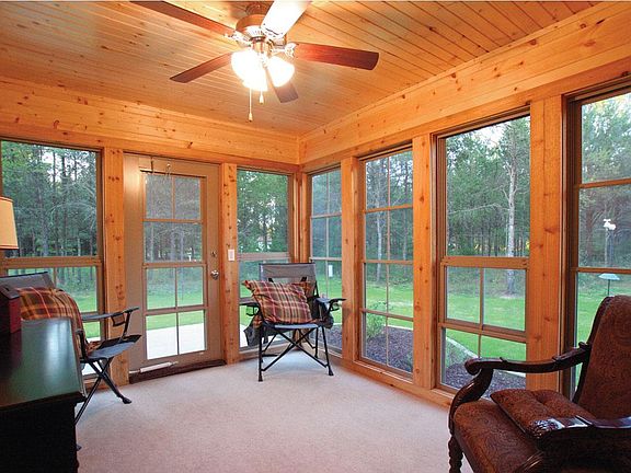 3 Season Room with Eze-Breeze Windows