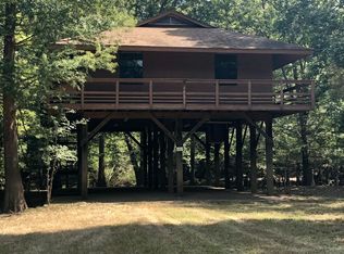 242 Beaver Dam Dr, Lucedale, MS 39452