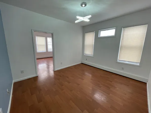 22 Clifford St #2B, East Orange, NJ 07018