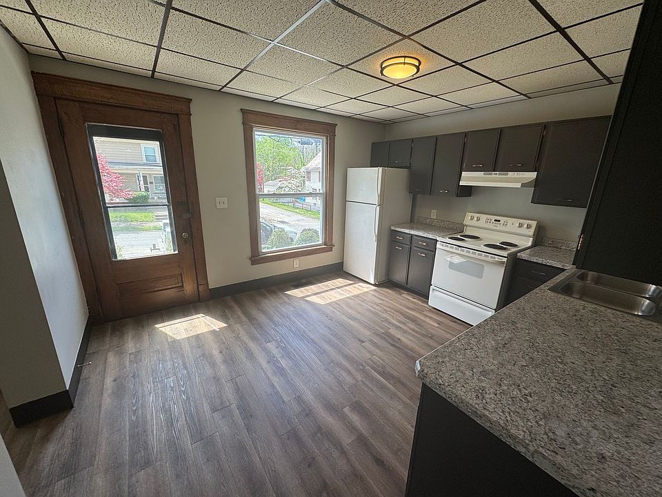 1st image of 549 Pine St