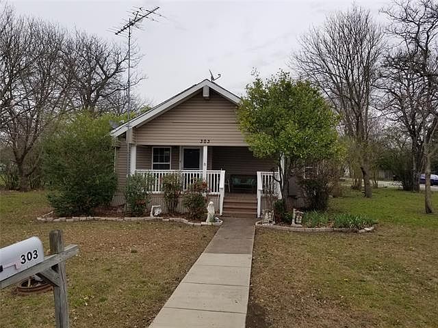1st image of 303 Ballentine St