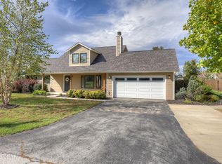 309 Lakeview Ln, Carl Junction, MO 64834