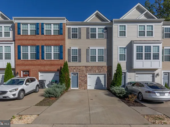 213 Hidden Brook Dr, Fredericksburg, VA 22405