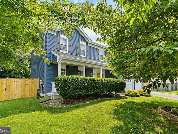 3rd image of 6 Crosswood Pl