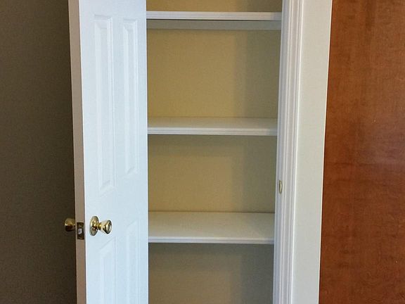 3rd image of 250 Lexington Ave APT 2