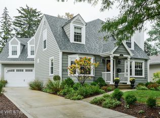 850 N Eagle St, Naperville, IL 60563