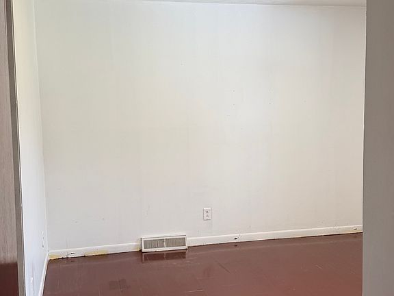 3rd image of 10505 Chapman Hwy APT 1