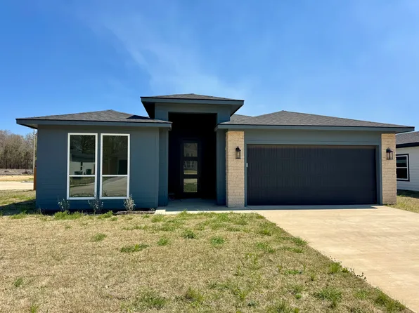 15614 Garden Ln, Lindale, TX 75771