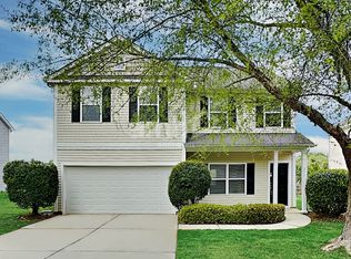 275 Flanders Dr, Mooresville, NC 28117