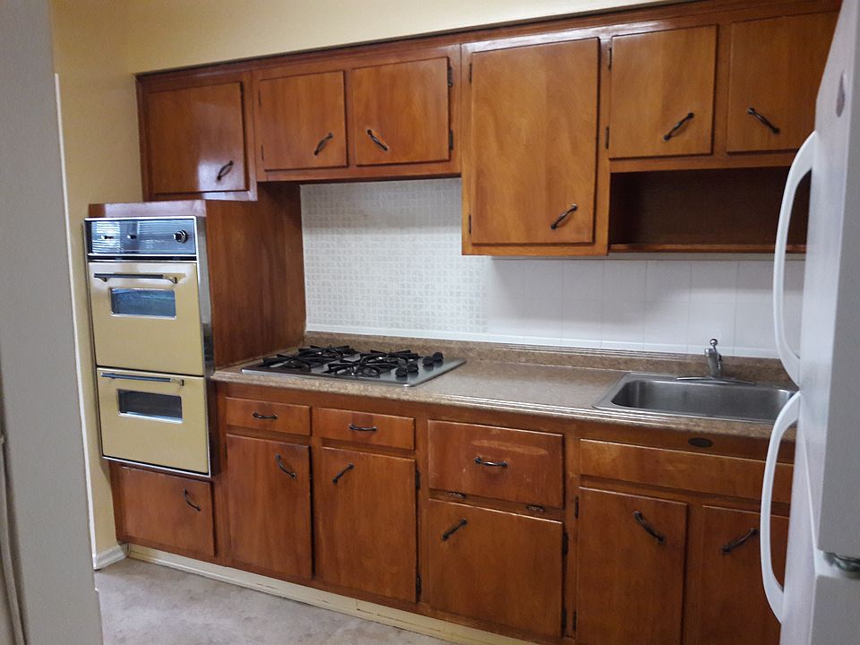 1st image of 265 St