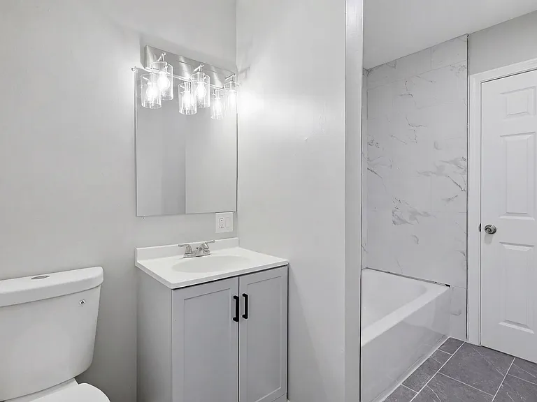 25 Elizabeth St — Photo 3
