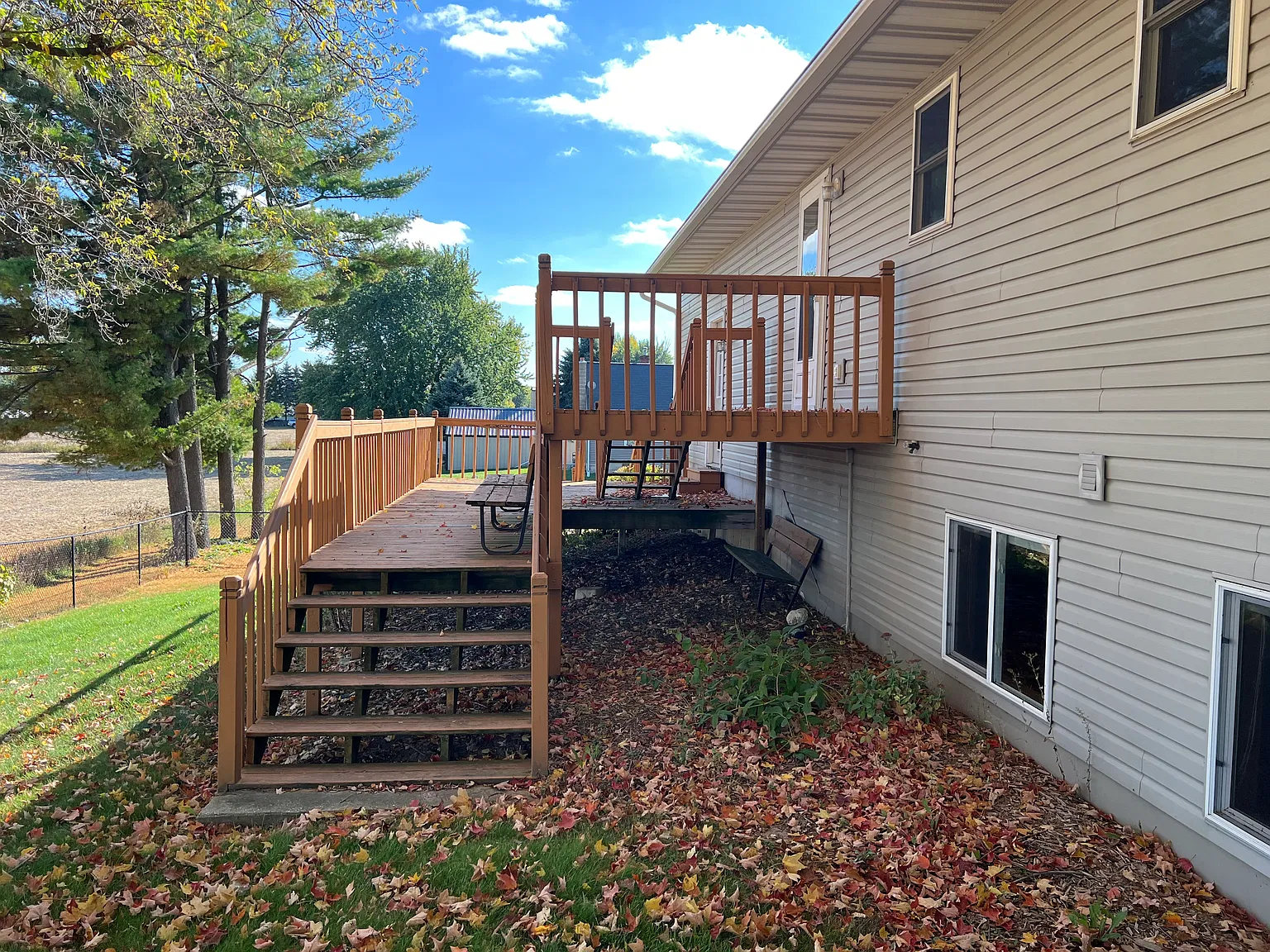 3 bed, 2.5 bath, 2180 sqft, $2,200 — Photo 3