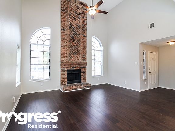 2nd image of 819 Mayfield Dr