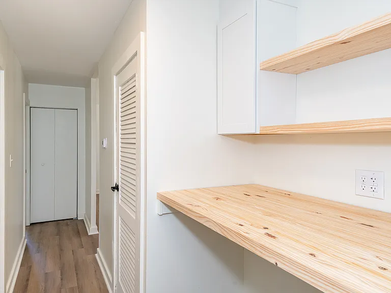 77 Ridgebury Dr — Photo 30