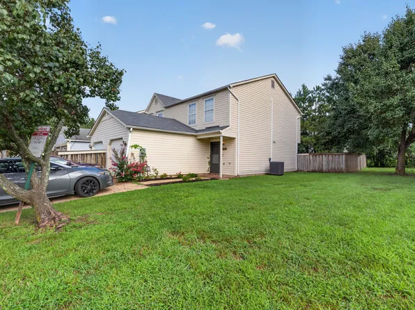 46352 Columbus Dr Unit 1401, Lexington Park, MD 20653