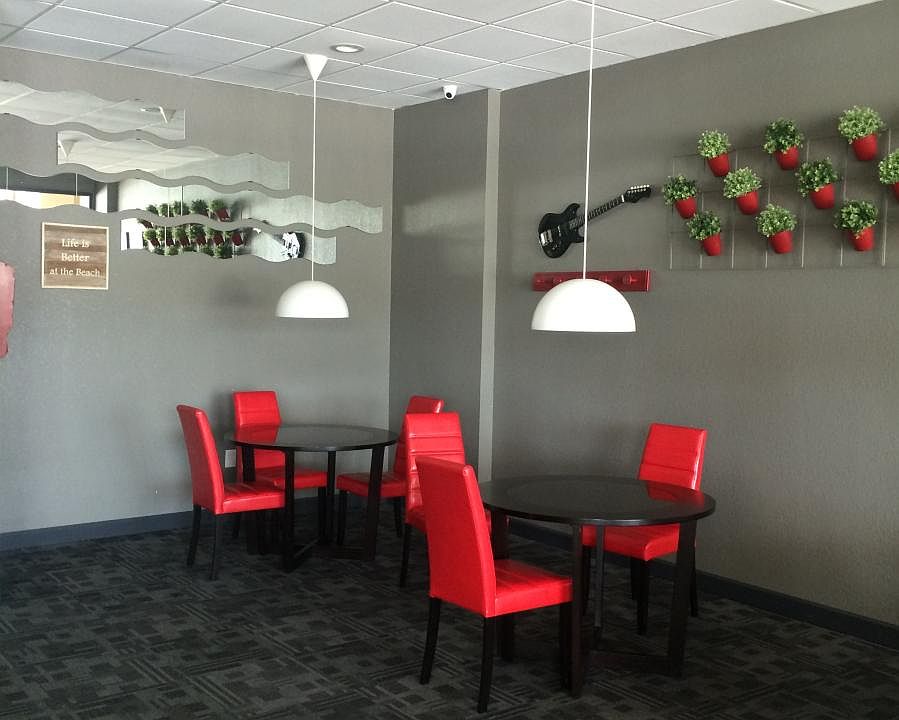 1st image of 400 Kings Point Dr APT 824
