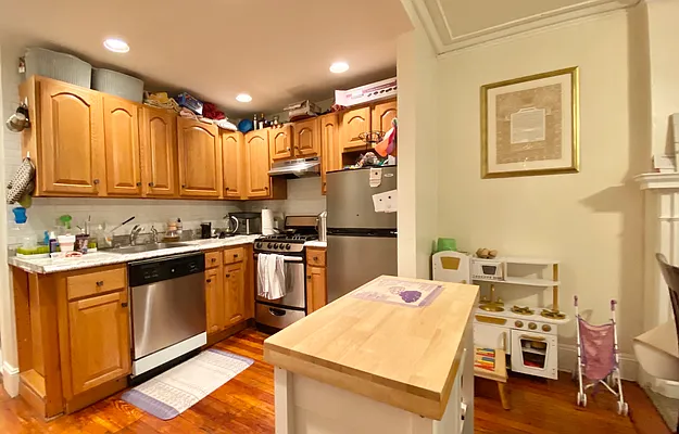 Rented by Triplemint | media 26