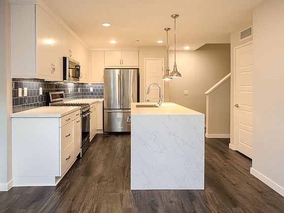 5th image of 1320 Calle Sandcliff Unit 40