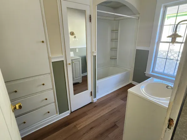 18 Horton St #1, Lewiston, ME 04240