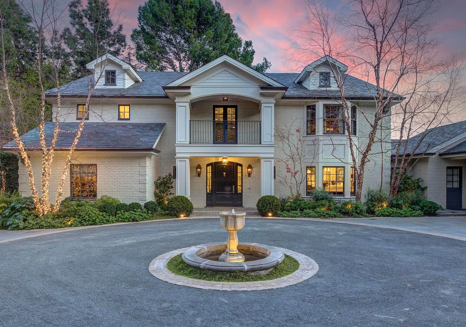 Furnished Hollywood Hills Estate | Summer Rental with Panoramic City Views, Gym, Spa & Pool! — Photo 3
