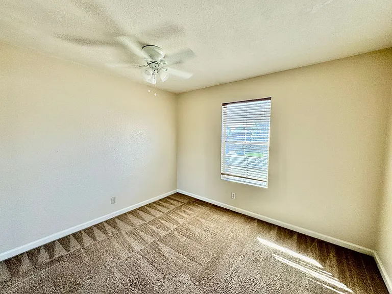 2675 Merganser Ct — Photo 11